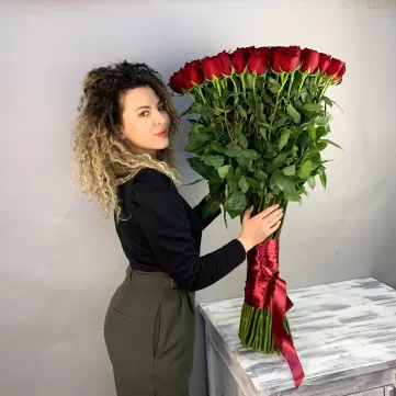 101 красная роза 100 см