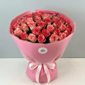 Букет из 35 розовых роз