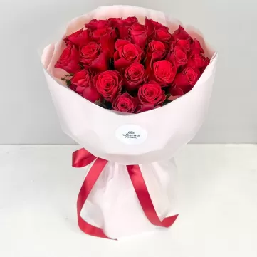 Букет из 25 красных кенийских роз